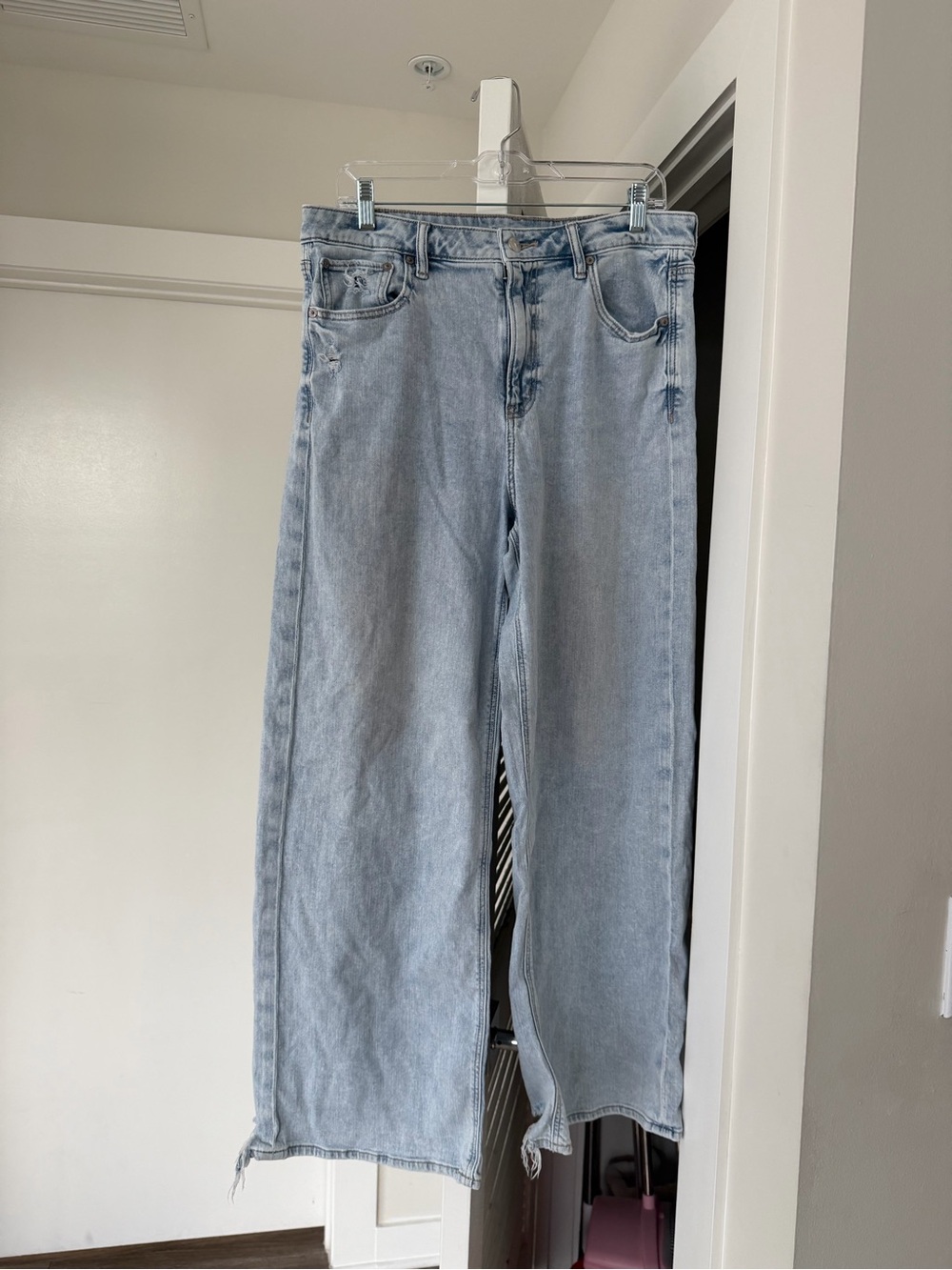 American Eagle Outfitters Light Blue High-Rise Wide Leg Jeans